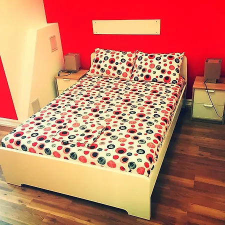 Red Flat * Bukarest